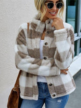 Plaid Flannel Vest with Pockets - Your Ally Against the Cold 1