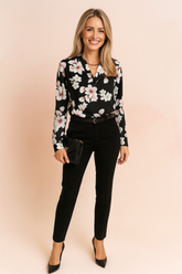 Lyona | Elegant floral V-neck blouse 0