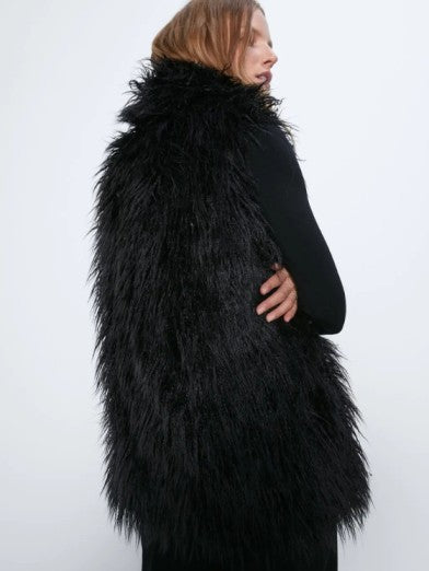 Faux Fur Elegance Vest - Luxury and Comfort 2