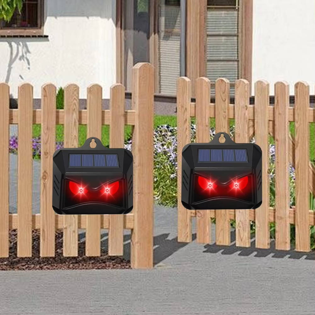 2 pcs solar powered ultrasonic animal repeller 4