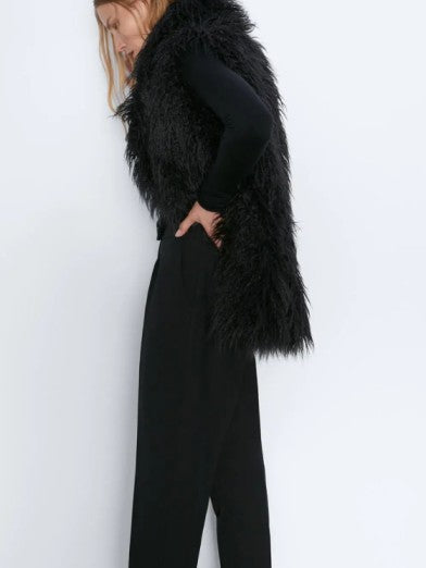 Faux Fur Elegance Vest - Luxury and Comfort 5