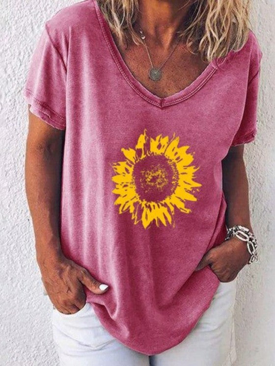 Womens V-Neck Graphic Tee – Casual Cotton T Shirt for Summer Fashion – Relaxed Fit, Trendy Print, Versatile Styling 3