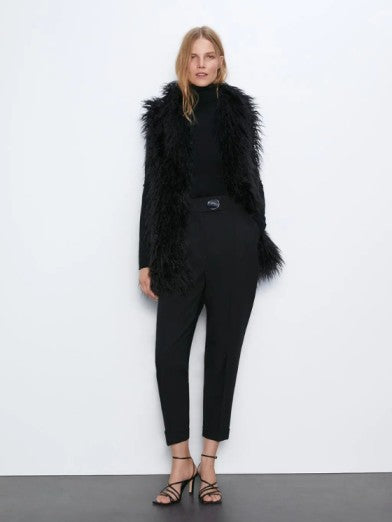 Faux Fur Elegance Vest - Luxury and Comfort 3