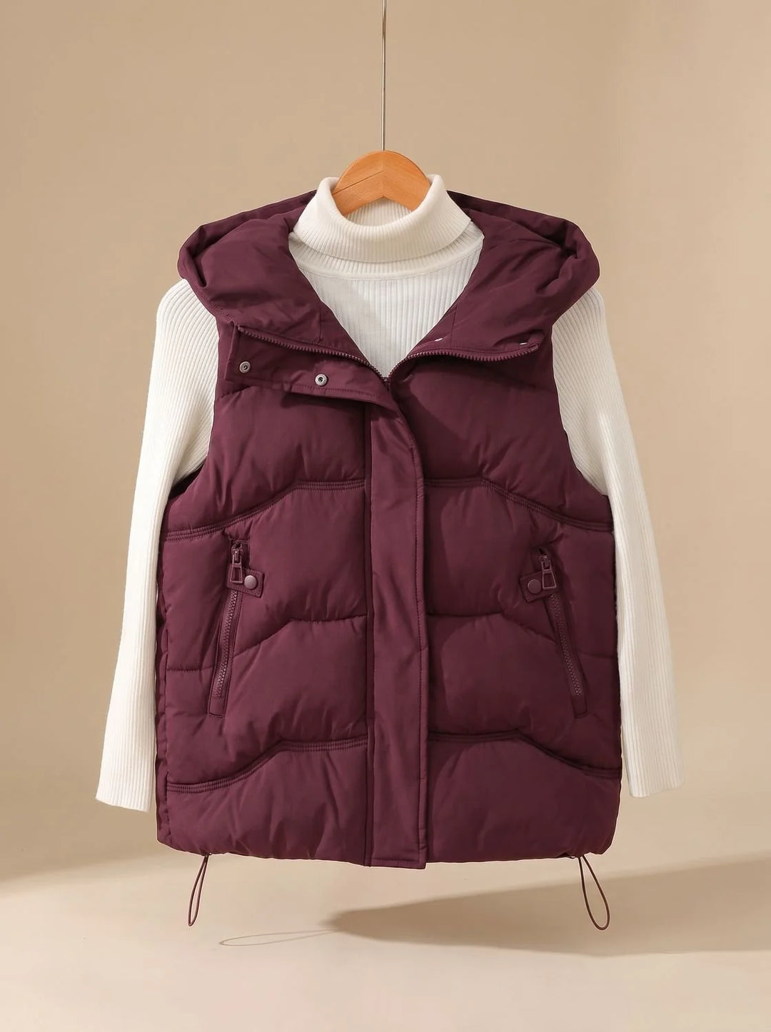 Annika | Damen Wattierter Kapuzen-Bodywarmer mit Reißverschlusstaschen 2