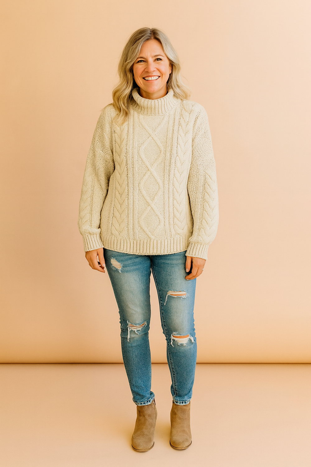 Aria | Classic turtleneck design with texture 1