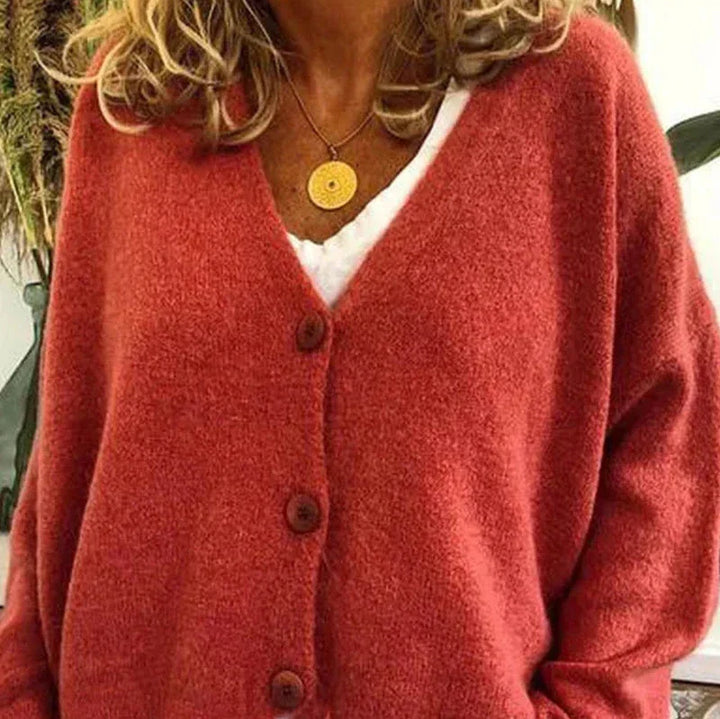 Birgit | Damen Freizeit-Strickjacke mit V-Ausschnitt und Knöpfen 6