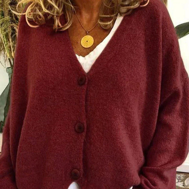 Birgit | Damen Freizeit-Strickjacke mit V-Ausschnitt und Knöpfen 9