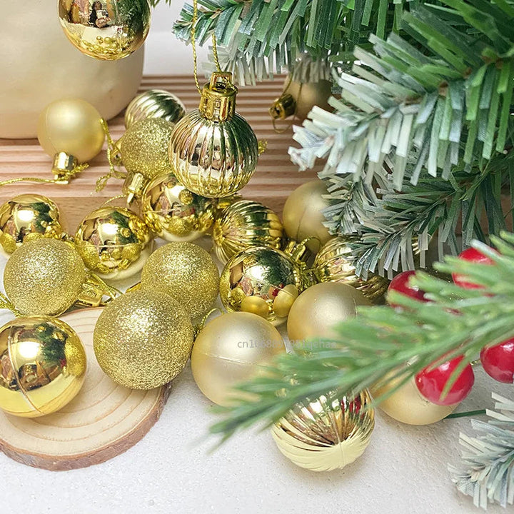 Bright Christmas | Elegant Bauble Ornaments for Holiday Tree Decoration 1