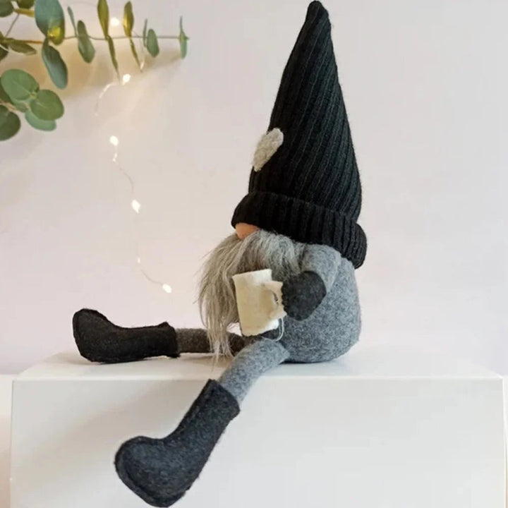 CaféCharm | Cheerful Coffee Gnome Decor for Christmas Table 4
