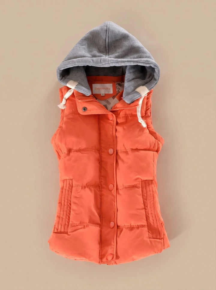 Charlotte | Damen Wattierter Bodywarmer mit Kontrastkapuze Druckknopfleiste 8