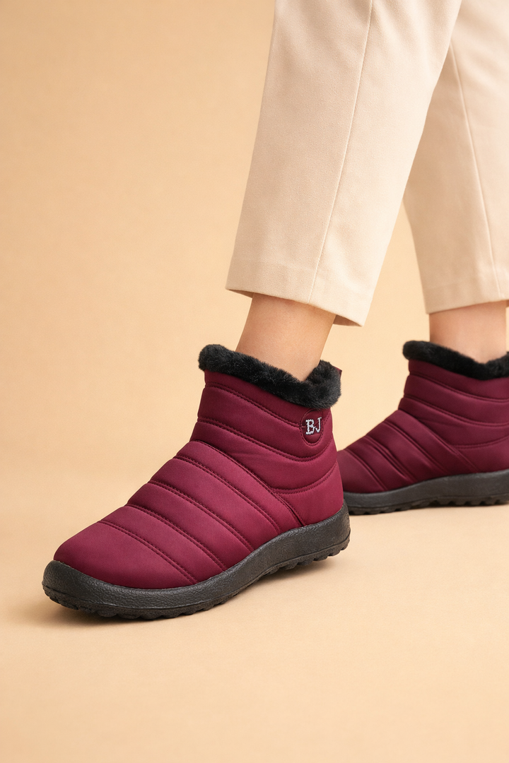 Norvella | Women’s Warm Comfort Snow Boots for Winter Wear