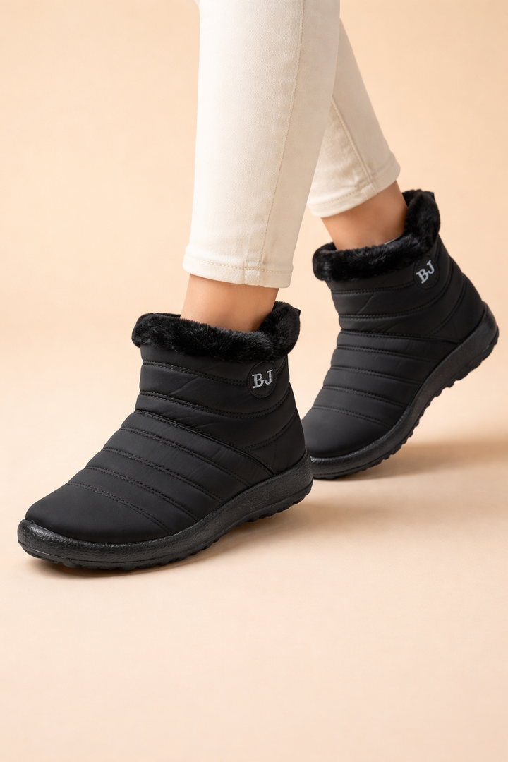 Norvella | Women’s Warm Comfort Snow Boots for Winter Wear