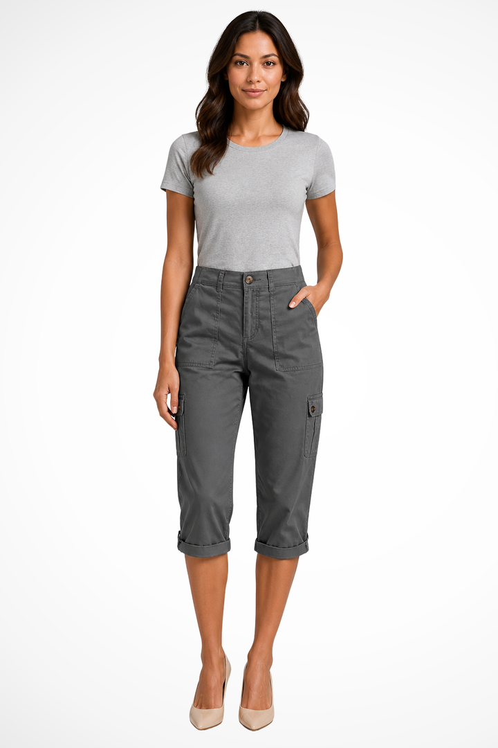 Cropped Women's Cargo Trousers with Roll Up Hem for Versatile Style and Practical Storage 2