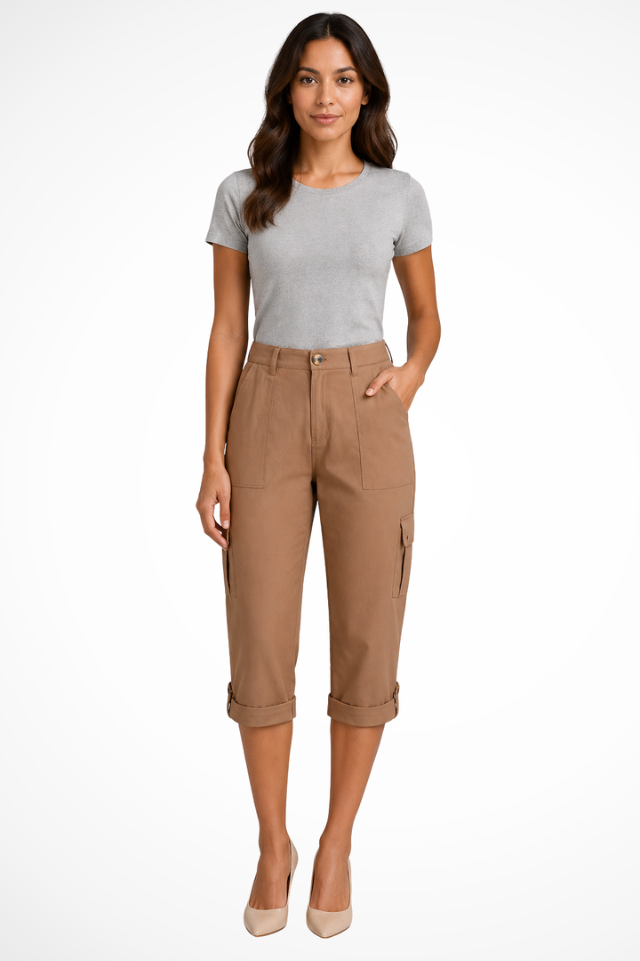 Cropped Women's Cargo Trousers with Roll Up Hem for Versatile Style and Practical Storage 5