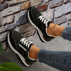 Cushioned Low-Top Sneakers for Women – Zipper Accent Design 1