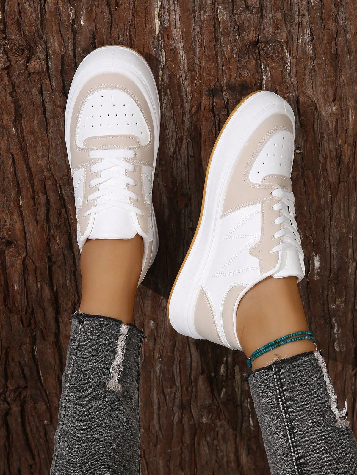 Cushioned White Sneakers for Women – Sporty & Comfortable Design 1