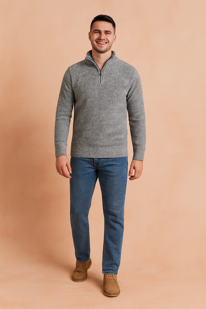 Czesław | Zipper Sweater for Cold Days 3