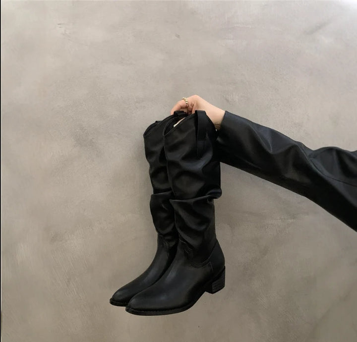 Drune - Vintage-Stiefel aus Wildleder mit Rüschen 0