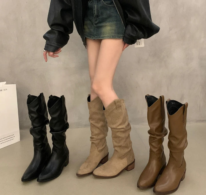 Drune - Vintage-Stiefel aus Wildleder mit Rüschen 6