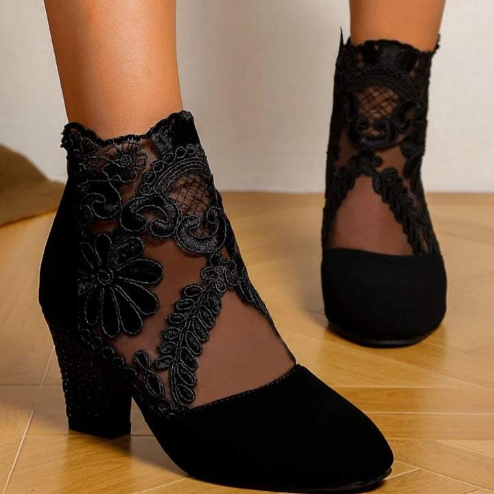 Drune | Bestickte High-Heel-Stiefel - Trendy Footwear 0