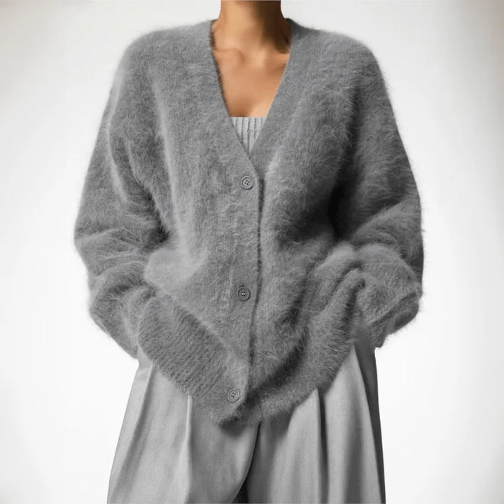 Edith | Damen Trendige Flauschige Strickjacke mit Knopfleiste 4