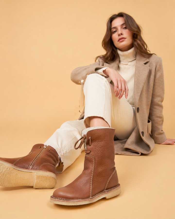 Mainalyn | Women’s Stylish Winter Lace-Up Boots for Modern Looks