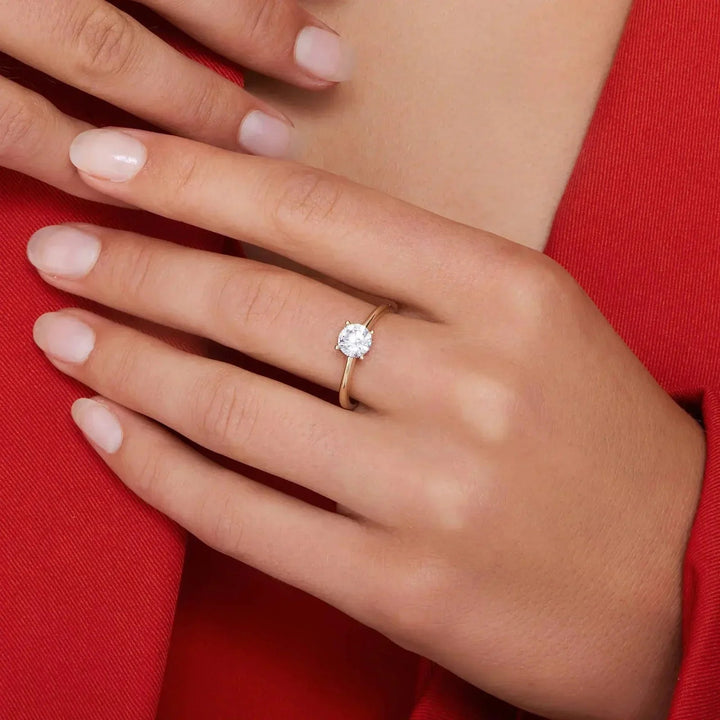 El Playa Gold Ring – Minimalist Design, Elegant and Comfortable, Perfect for Everyday Wear 3