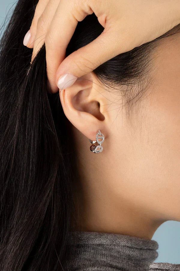 Elegant Gold Earrings in a Modern Style – Perfect for Any Occasion 4