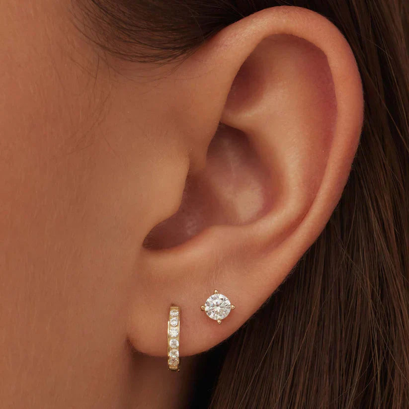 Elegant Gold Earrings with Sparkling Stones – Perfect for Any Occasion 5