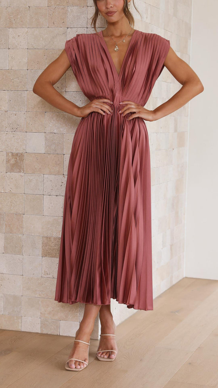 Elegant Maxi Dress for Women - Pleated Summer Wedding Guest Dresses, Formal Occasions, Timeless Style 1