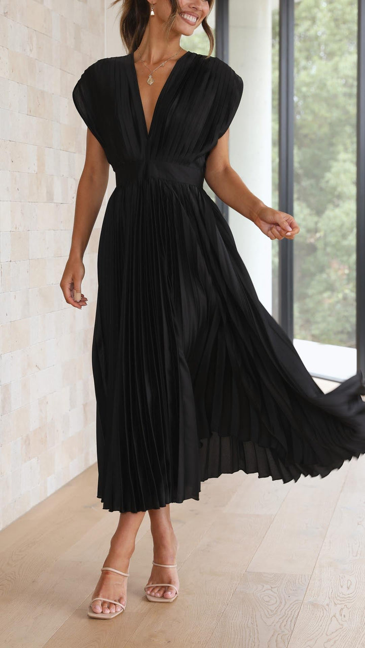 Elegant Maxi Dress for Women - Pleated Summer Wedding Guest Dresses, Formal Occasions, Timeless Style 10