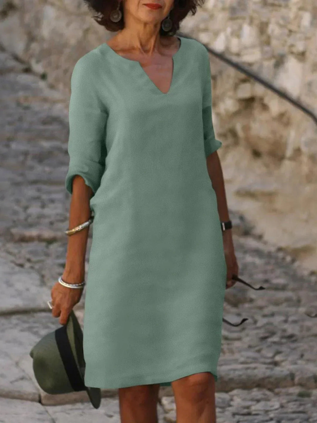 Elegant V-Neck Women's Dress - Versatile Wedding Guest & Formal Dresses for Every Occasion 3