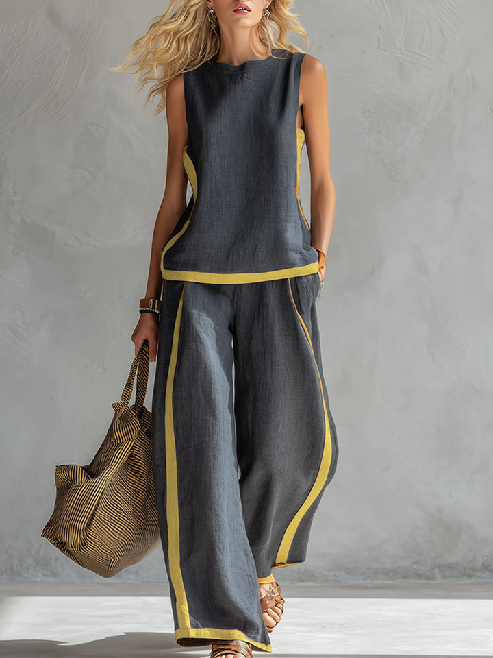 Elegant Women's Two-Piece Suit with Modern Graphic Details 0