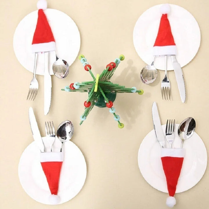 FestiveHolder | Christmas Cutlery Bag Set for Dinner Table Setup 1