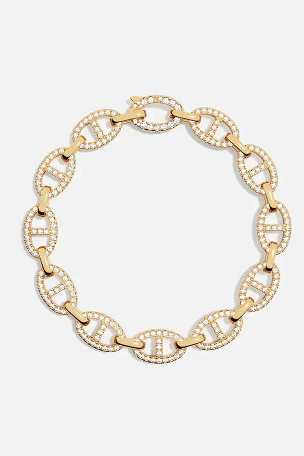 Gold-colored bracelet with an elegant design – Limited availability 0