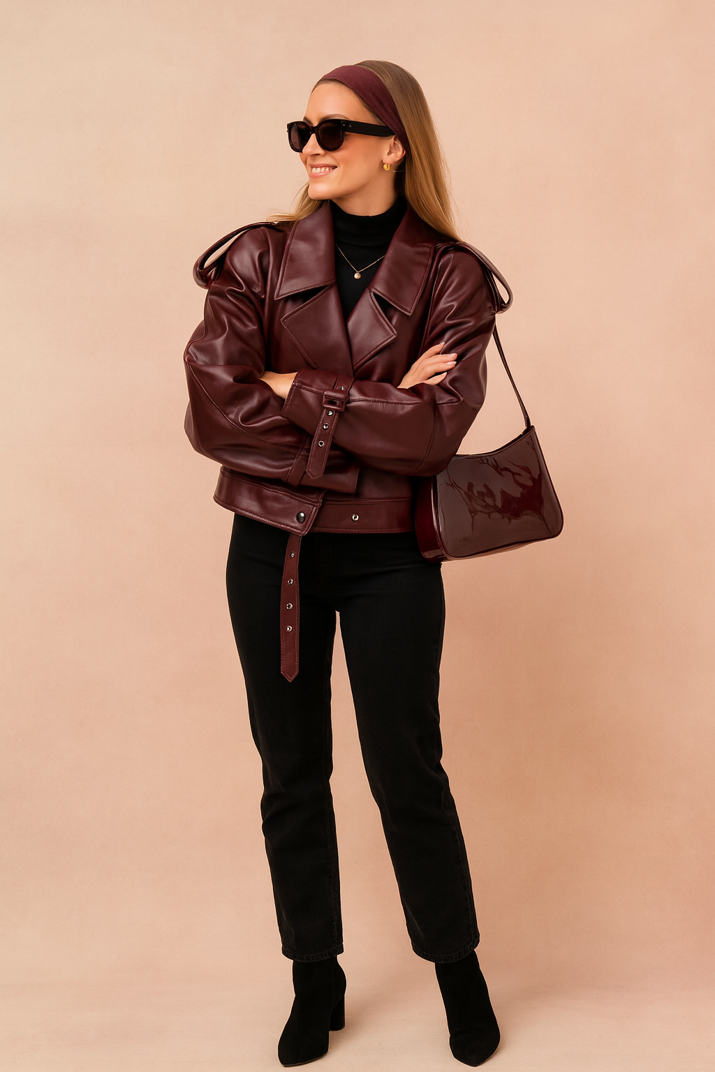 Isabeliaona | Women's Short Jacket for Colder Days 1