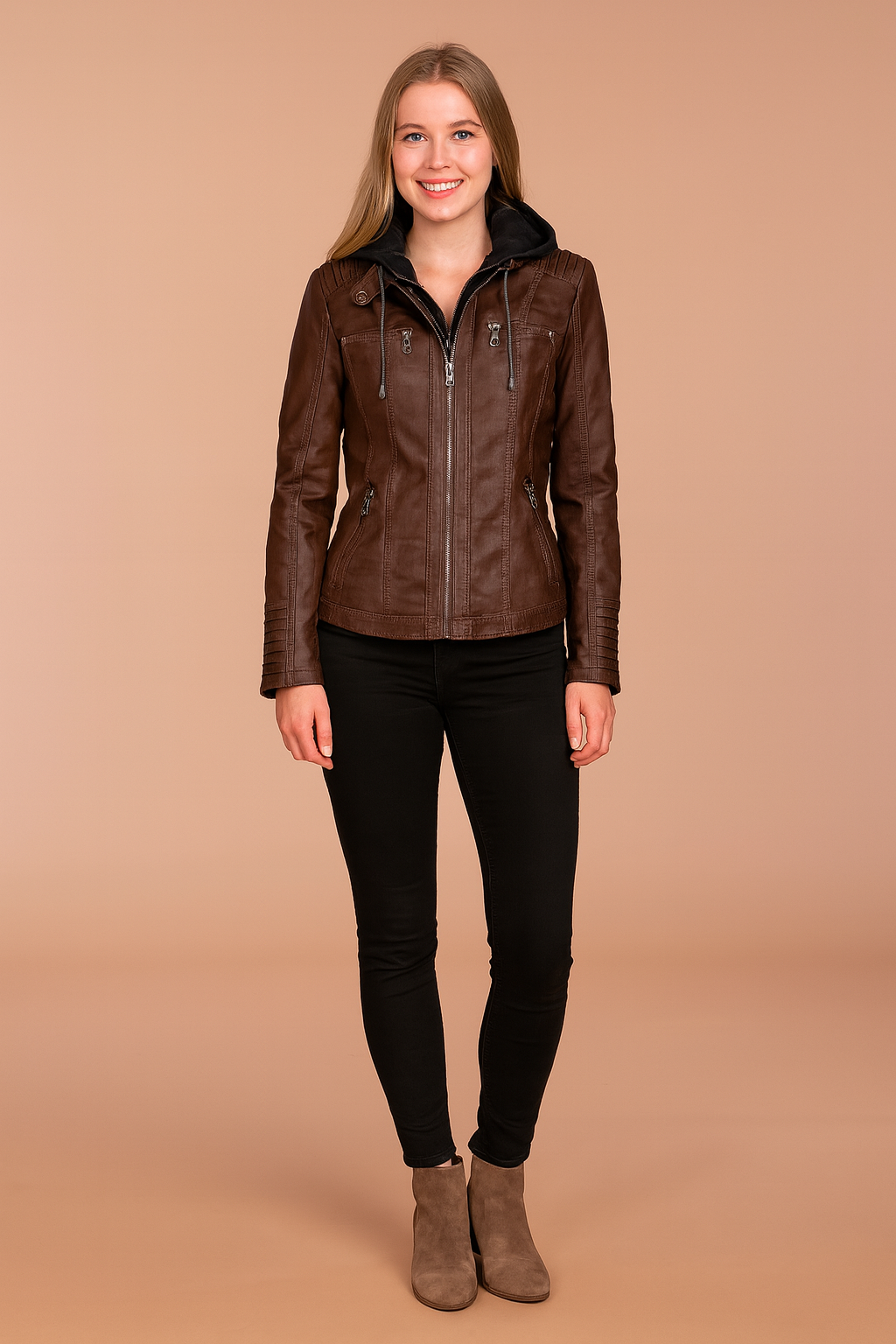 Karolina | Hooded jacket with an urban style 3