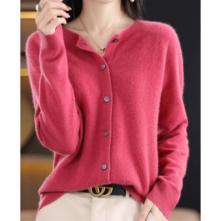 Katharina | Damen Strickjacke mit klassischer Knopfleiste 0