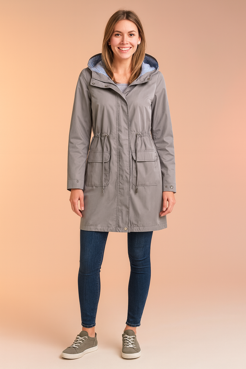 Klaudia | Stylish long jacket with a hood 2
