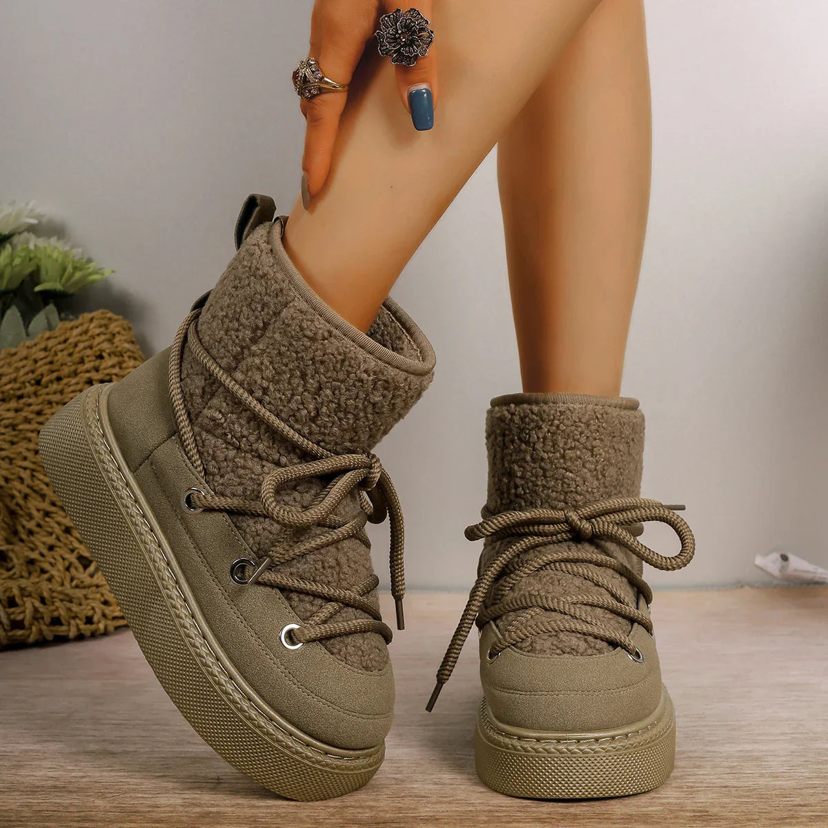 Lace-Up Winter Boots for Women – Cozy & Non-Slip Design 4