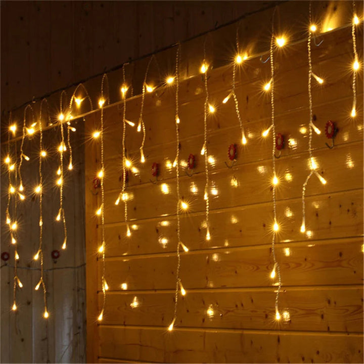 Light Wreath | Solar-Powered Icicle Lighting for Outdoor Decoration 5