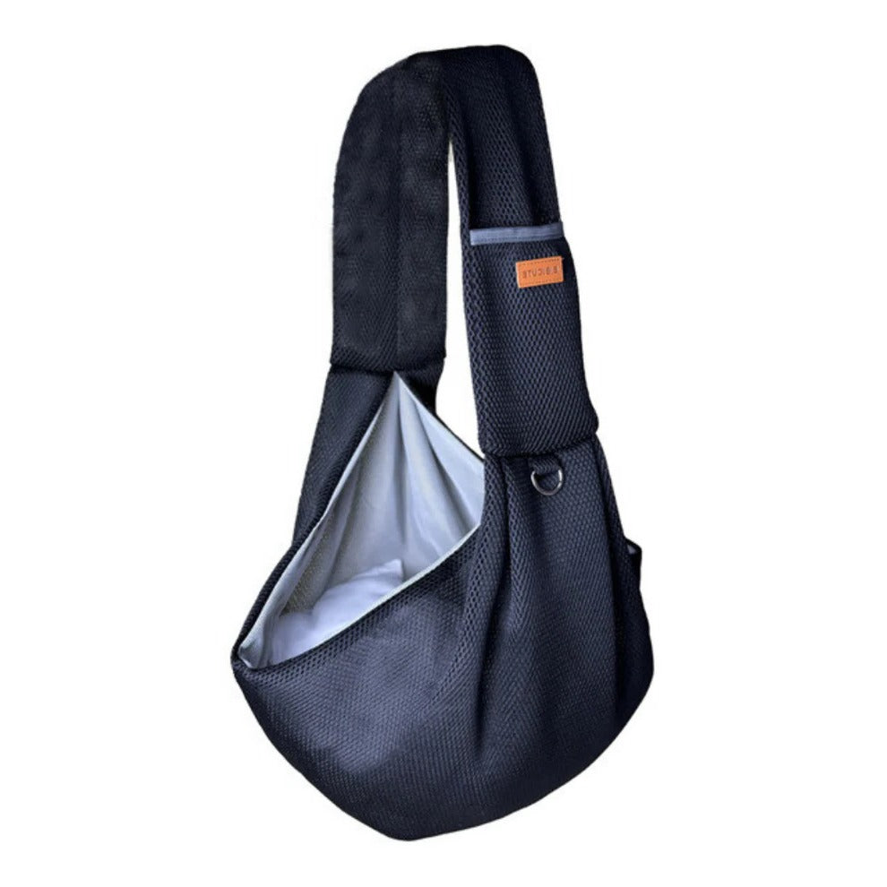 Lightweight and breathable crossbody bag for dogs 8