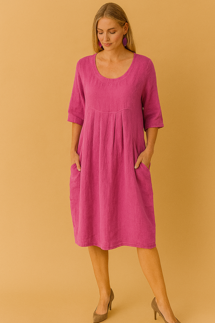 Lisa | Loose Blouse with Pockets and a Round Neckline 3
