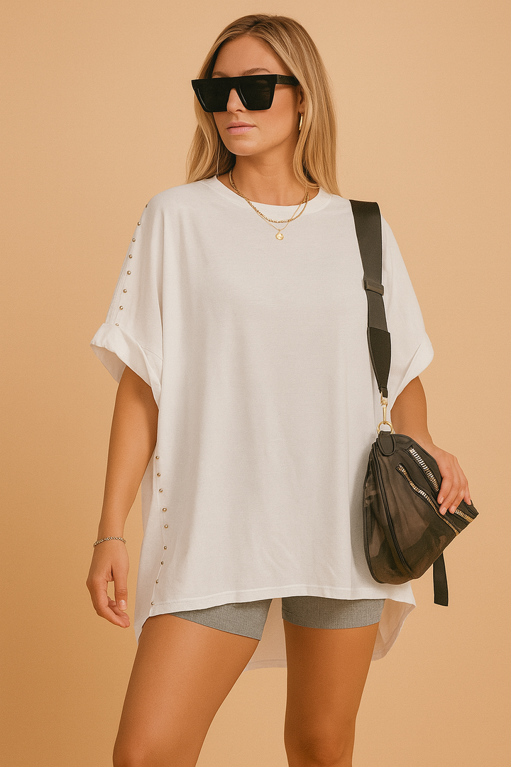 Luna | Loose-fitting urban-style blouse 1