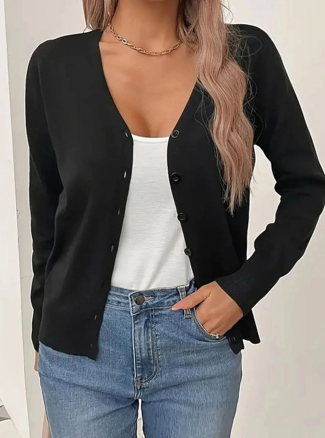 Marlene | Strickjacke Damen V-Ausschnitt Knopfleiste Langarm Cardigan 9