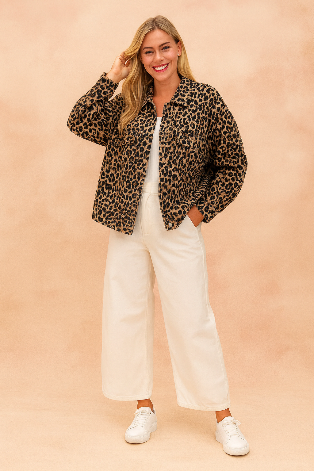 Natalia | Oversized jacket with an animal print 0