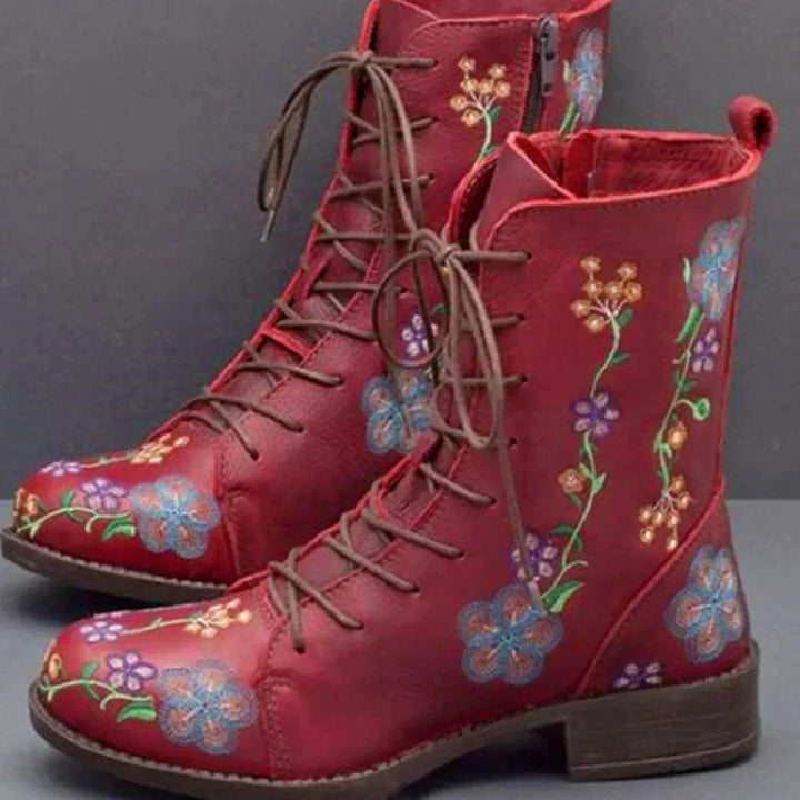 Retro-Stiefel mit ethnischer Stickerei 1