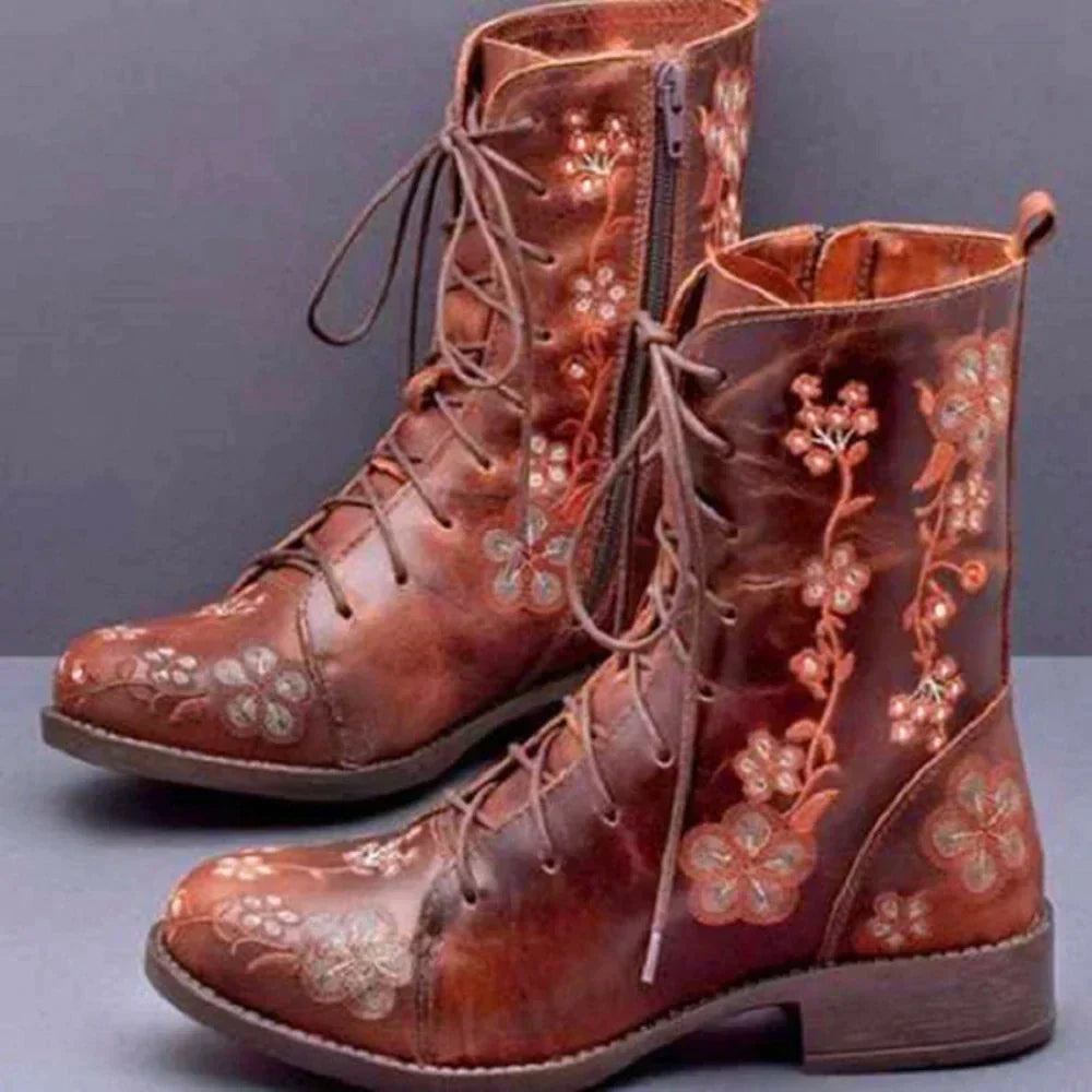 Retro-Stiefel mit ethnischer Stickerei 2
