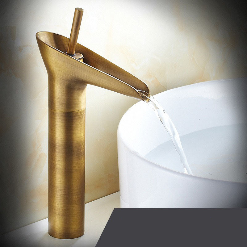 RetroStream – Vintage Style Waterfall Bathroom Faucet for a Nostalgic Touch 11