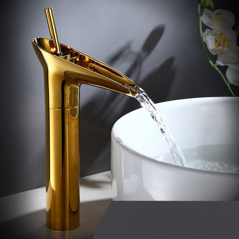 RetroStream – Vintage Style Waterfall Bathroom Faucet for a Nostalgic Touch 14